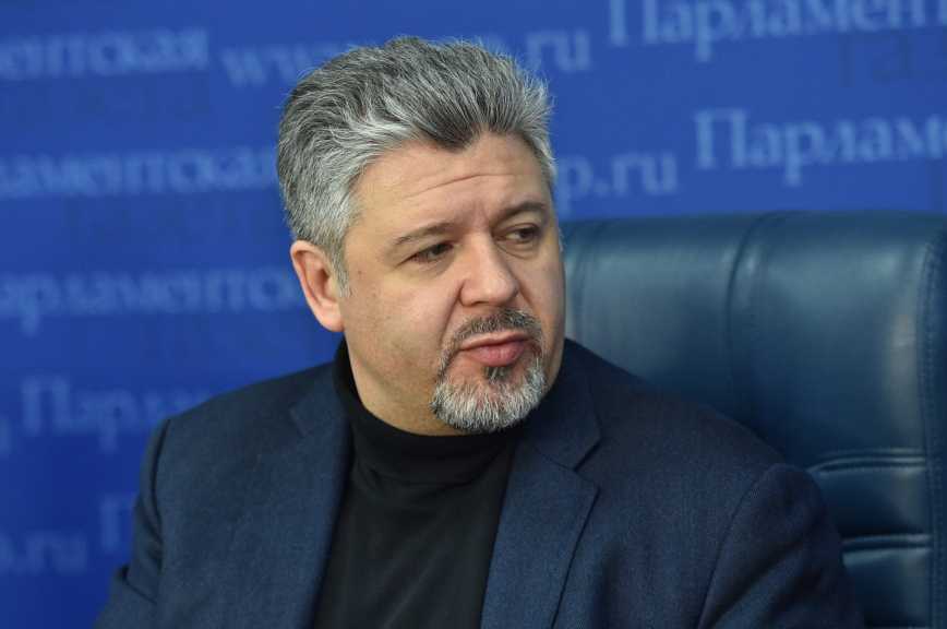 Есть ли 12 класс в школе в россии?