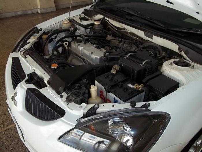 Mitsubishi lancer ix 1.6i:   замена колец и колпачков двигателя