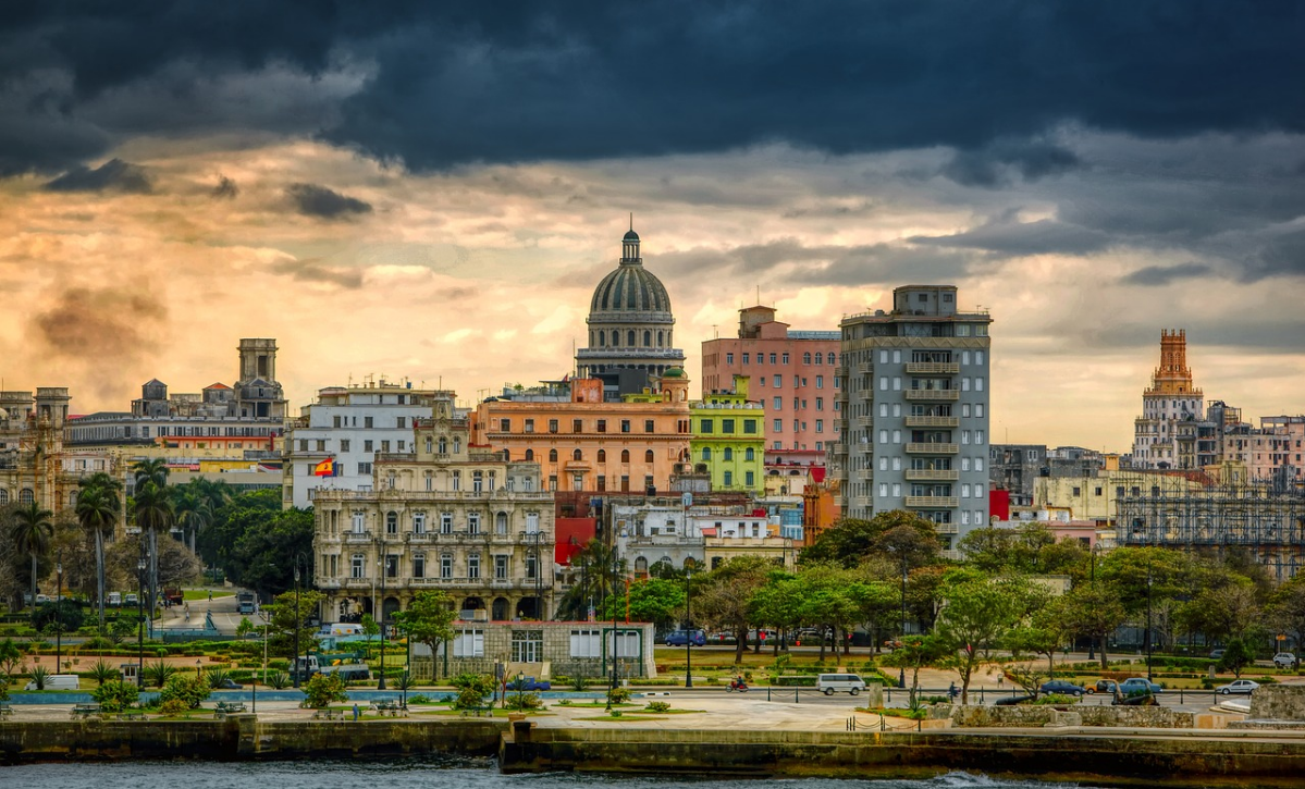 Travel guide to santa clara the city of ” el che” guevara | cuba