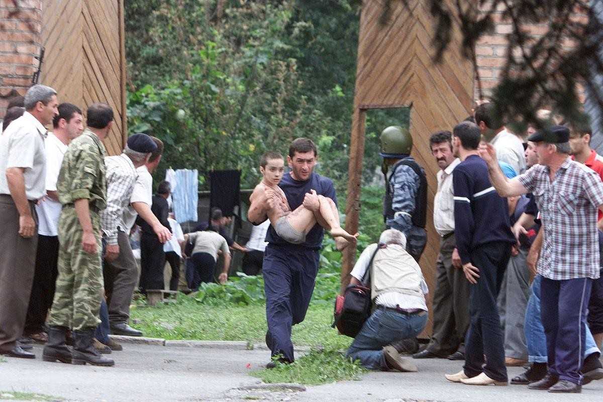 Год 2004. чем запомнился?