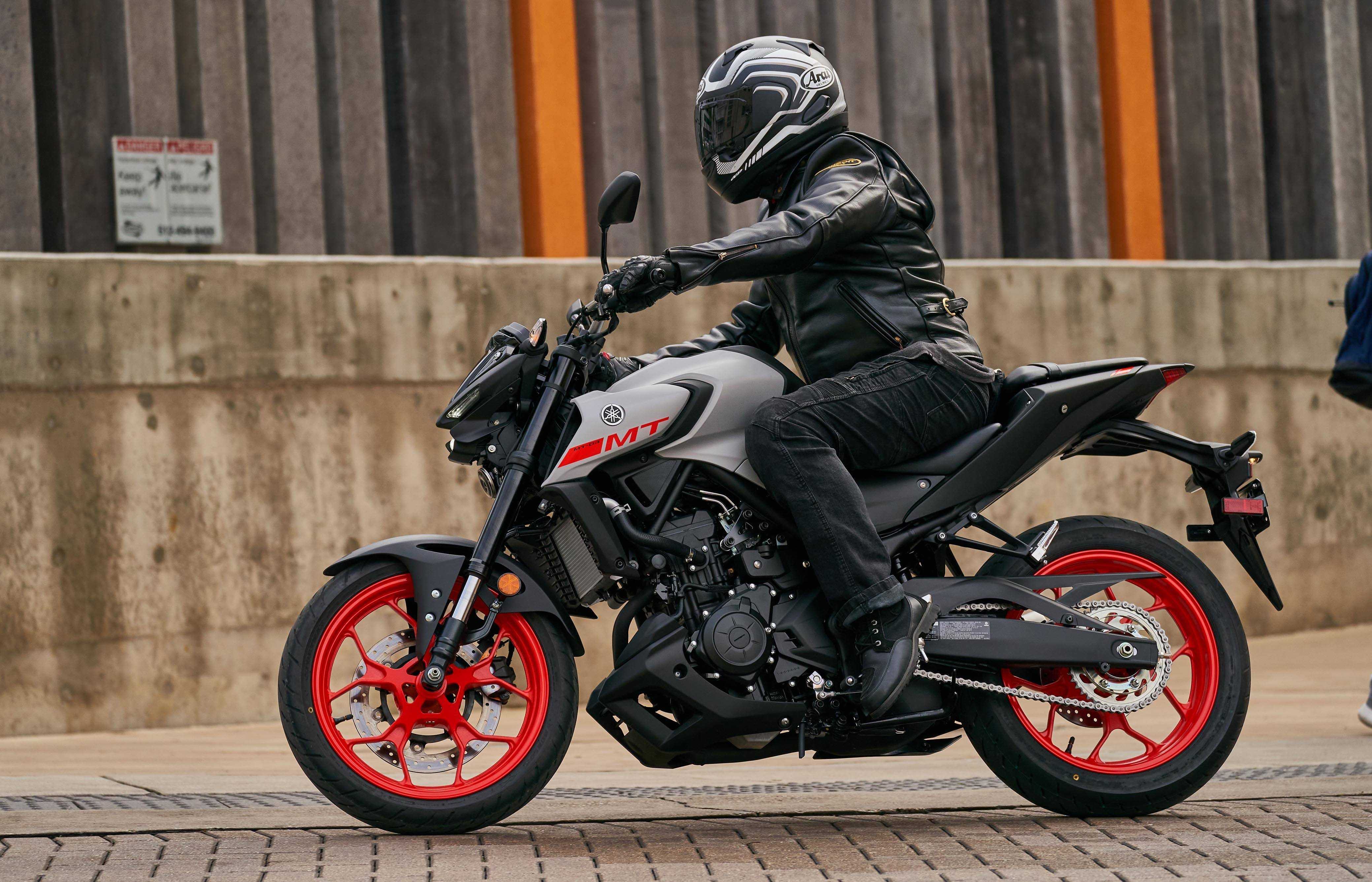 🏍️️рейтинг лучших мотоциклов для города  и трассы - как выбрать лучший