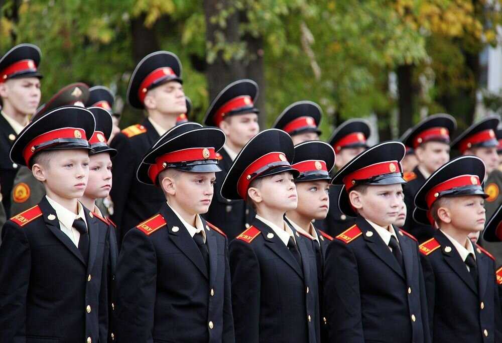 Как поступить в суворовское училище: порядок приема кандидатов